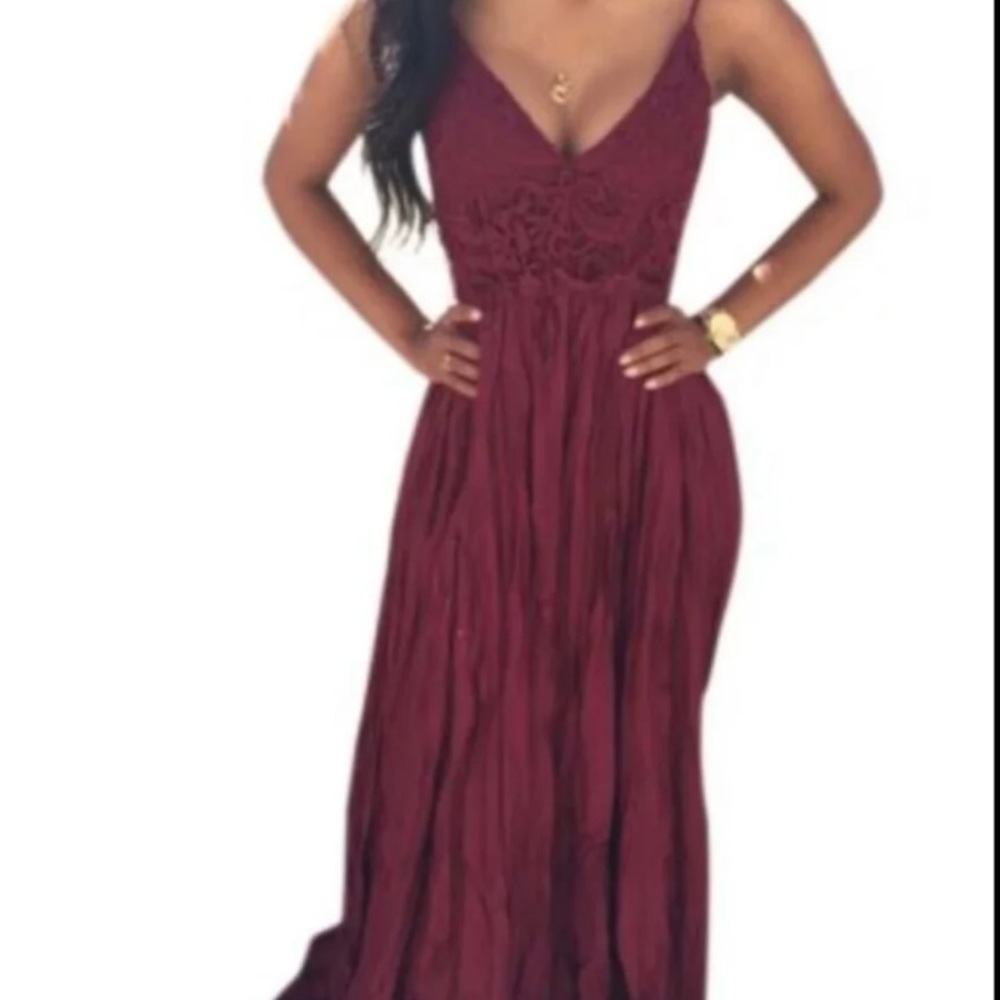 Backless crochet maxi